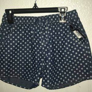 Jean shorts with stars